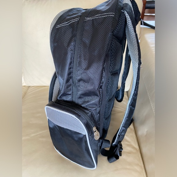 Slazenger Black Laptop Backpack New. with company’s name on - Picture 2 of 13